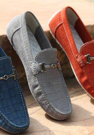 Picture of colour full casual loafer